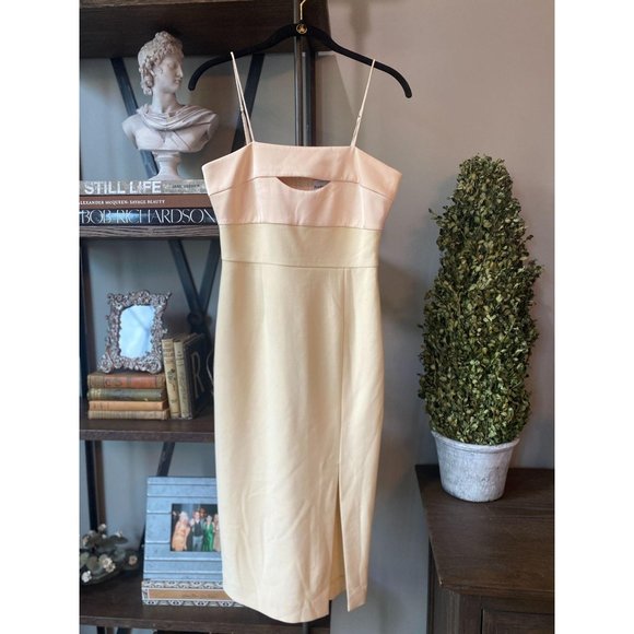 Finders Keepers Lupita Dress Pearl NWOT Small / 4 - Picture 6 of 10